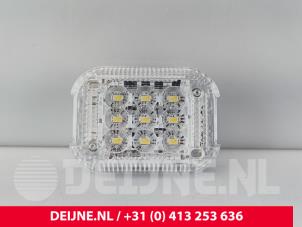 Gebruikte Binnenverlichting achter Ford Transit Custom 2.0 EcoBlue 136 Prijs € 18,15 Inclusief btw aangeboden door van Deijne Onderdelen Uden B.V.