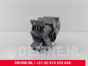 Ford Transit Custom Handrem schakelaar O268372 foto 3