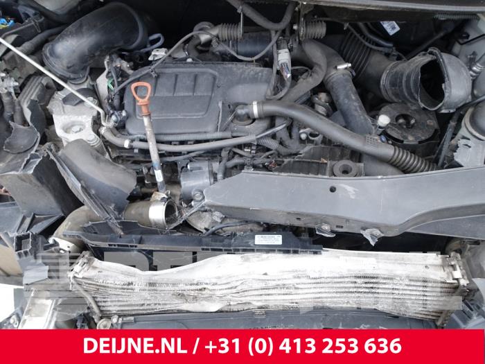 Mercedes Vito Engine O268375