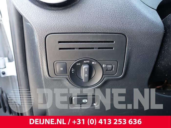 Mercedes Vito Light switch O268412
