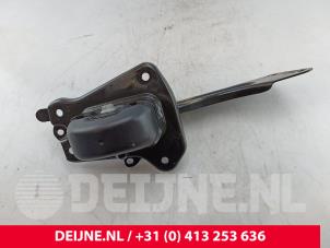 Volvo C40 Lower wishbone, rear right O268632 photo 2