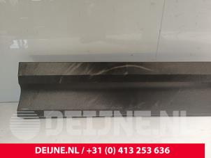 Volvo C40 Portierlijst O268652 foto 3