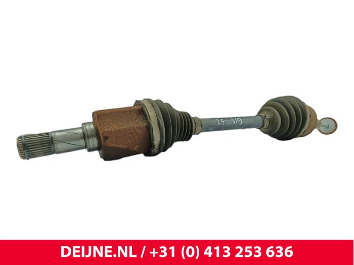 Volvo V40 Antriebswelle links vorne O268681