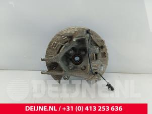 Tesla Model S Fusee rechts-achter O268814 foto 3