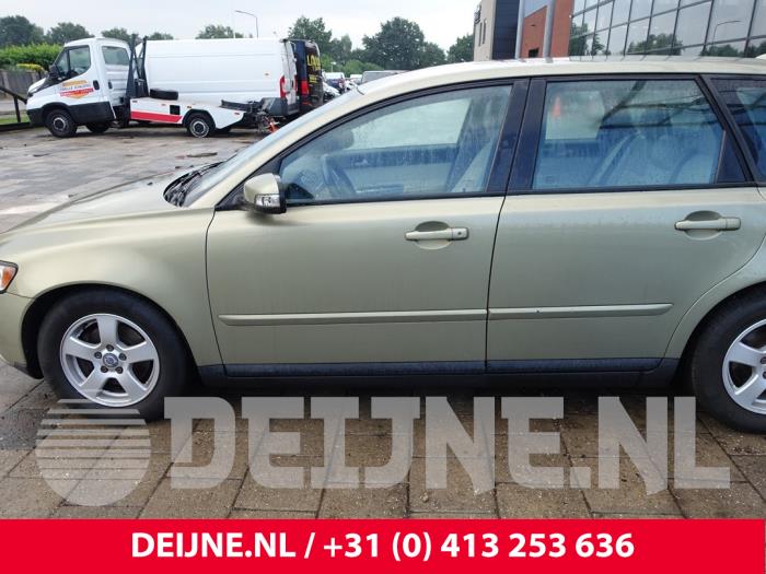 Volvo V50 Tür 4-türig links vorne O268789