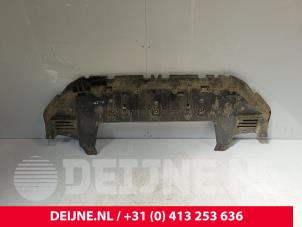Gebruikte Bumper onderplaat Peugeot Expert (V1/VA/VB/VE/VF/VT/VY) 2.0 Blue HDi 120 16V Prijs € 90,75 Inclusief btw aangeboden door van Deijne Onderdelen Uden B.V.