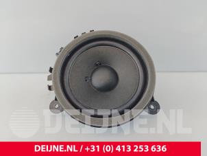 Gebruikte Luidspreker Volvo V40 (MV) 2.0 T3 16V Prijs € 10,00 Margeregeling aangeboden door van Deijne Onderdelen Uden B.V.