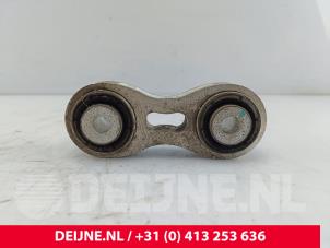 Gebruikte Reactiestang links-achter Tesla Model S 75D Prijs € 42,35 Inclusief btw aangeboden door van Deijne Onderdelen Uden B.V.