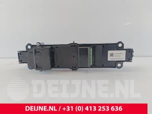 Volvo C40 Radiobedienfeld O268975 foto 2