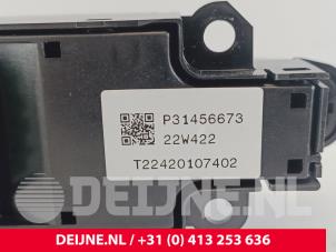 Volvo C40 Radiobedienfeld O268975 foto 3