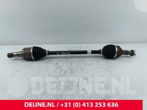 Gebruikte Aandrijfas rechts-achter Tesla Model 3 Long Range AWD 75 kWh Prijs € 121,00 Inclusief btw aangeboden door van Deijne Onderdelen Uden B.V.