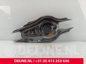 Gebruikte Veerschotel rechts-achter Tesla Model 3 Long Range AWD 75 kWh Prijs € 90,75 Inclusief btw aangeboden door van Deijne Onderdelen Uden B.V.