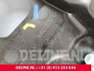 Volvo XC60 Ruitmechaniek 4Deurs rechts-achter O269328 foto 3