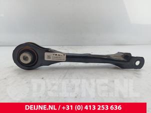 Gebruikte Reactiestang rechts-achter Tesla Model 3 Long Range AWD 75 kWh Prijs € 24,20 Inclusief btw aangeboden door van Deijne Onderdelen Uden B.V.