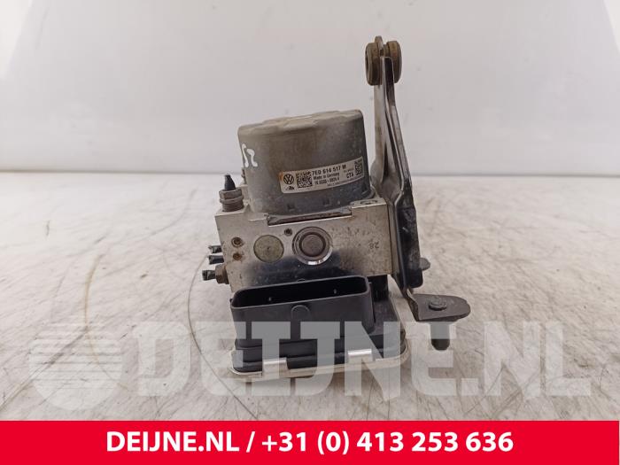 Gebruikte ABS Pomp Volkswagen Caddy IV 2.0 TDI 75 Prijs € 242,00 Inclusief btw aangeboden door van Deijne Onderdelen Uden B.V.