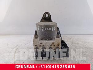 Volkswagen Caddy ABS pump O269370 photo 2
