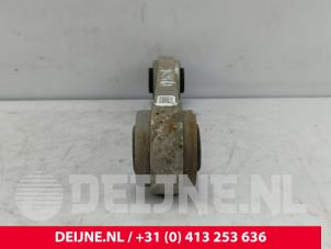 Tesla Model S Querlenker oben rechts hinten O269423 foto 2