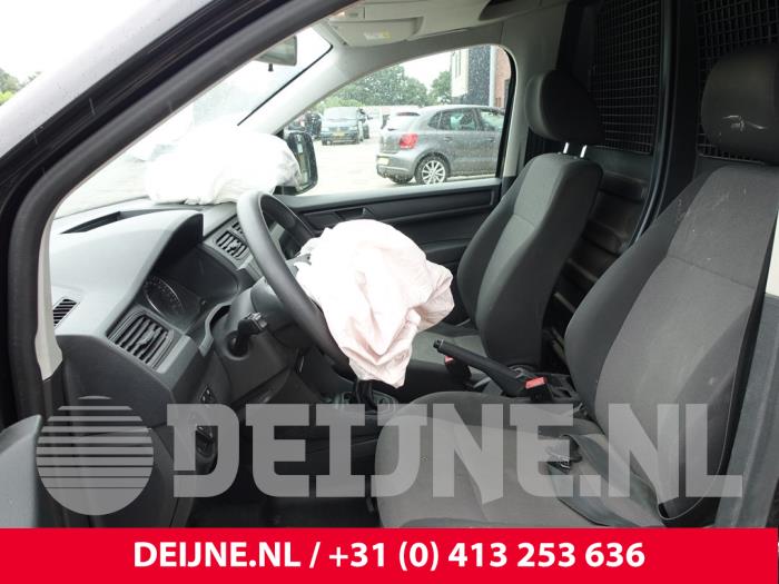 Volkswagen Caddy Sitz links O269413