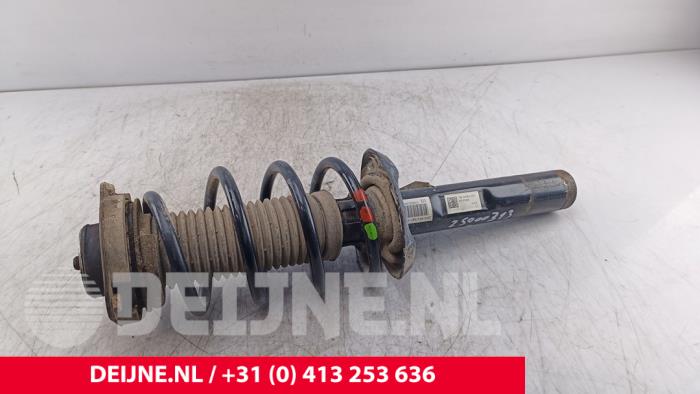 Volkswagen Caddy Front shock absorber rod, right O269410