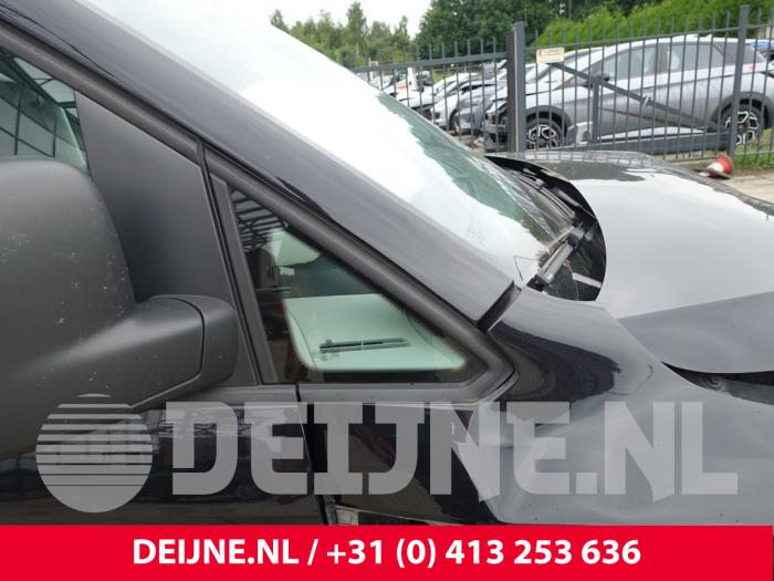 Volkswagen Caddy Driehoeks Ruit rechts-voor O269390