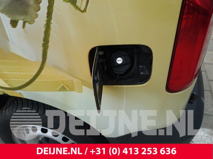 Volkswagen Caddy Tank cap cover O269417