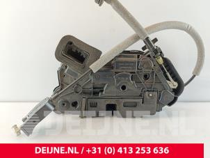 Volkswagen Caddy Deurslot Mechaniek 2Deurs links O269431 foto 2