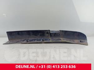 Mercedes Vito Rücklichtrahmen links O269530 foto 2