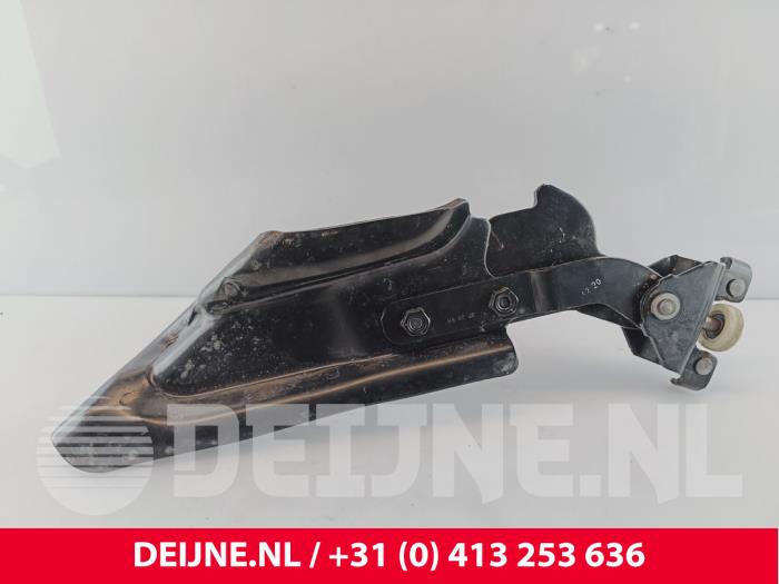 Schuifdeurrol rechts van een Ford Transit Connect (PJ2) 1.5 EcoBlue 2021