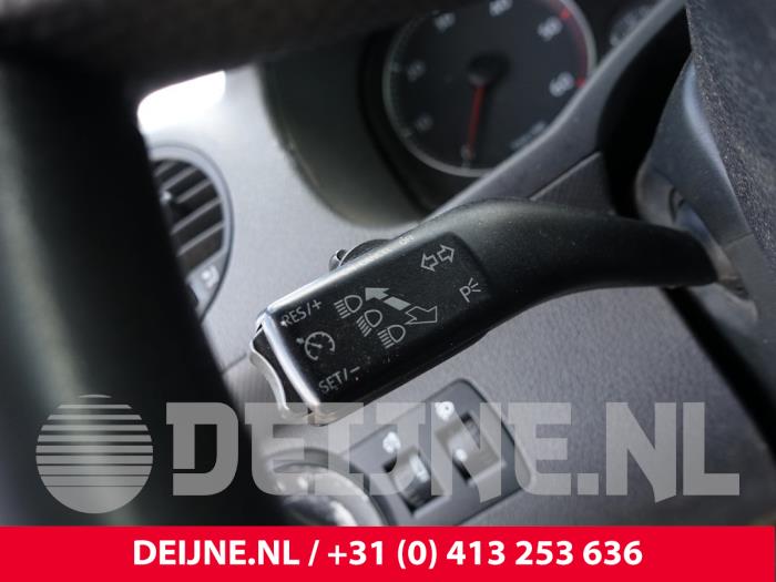 Volkswagen Caddy Steering column stalk O269558
