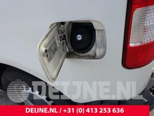 Volkswagen Caddy Tank Klep O269588 foto 2