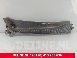 Gebruikte Paravan Toyota ProAce Verso 1.5 D-4D 120 Prijs € 54,45 Inclusief btw aangeboden door van Deijne Onderdelen Uden B.V.