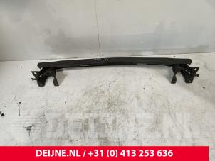 Volkswagen Caddy Bumperframe achter O269665 foto 2