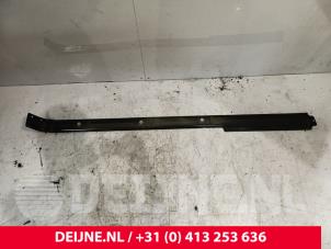 Mercedes V-Klasse Schiebetür Schiene rechts O269691 foto 2