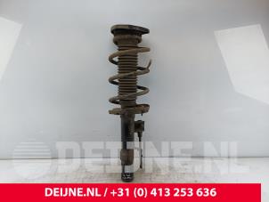 Gebruikte Schokdemperpoot links-voor Polestar Polestar 2 78kWh Long Range Single Motor Prijs € 181,50 Inclusief btw aangeboden door van Deijne Onderdelen Uden B.V.