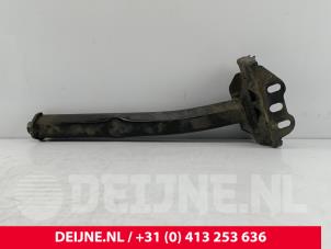 Toyota Pro-Ace Chassisstreifen vorne O269805 foto 2