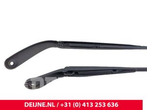 Mercedes Vito Wiper arm set O270017 photo 3