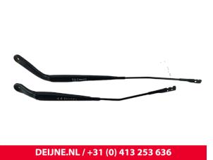 Mercedes Vito Wiper arm set O270017 photo 2