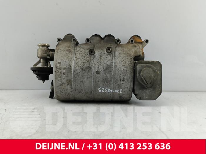 Volkswagen Caddy Inlaatspruitstuk O270029