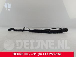 Volvo V60 Wiper arm set O270047 photo 2