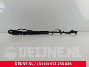 Volvo V60 Wiper arm set O270047 photo 3