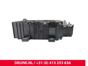 BYD Dolphin Start/stop accu O270054 foto 3