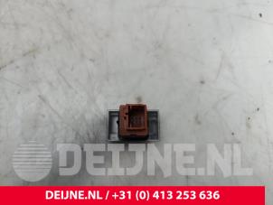 Citroen Jumpy Panikbeleuchtung Schalter O270100 foto 3