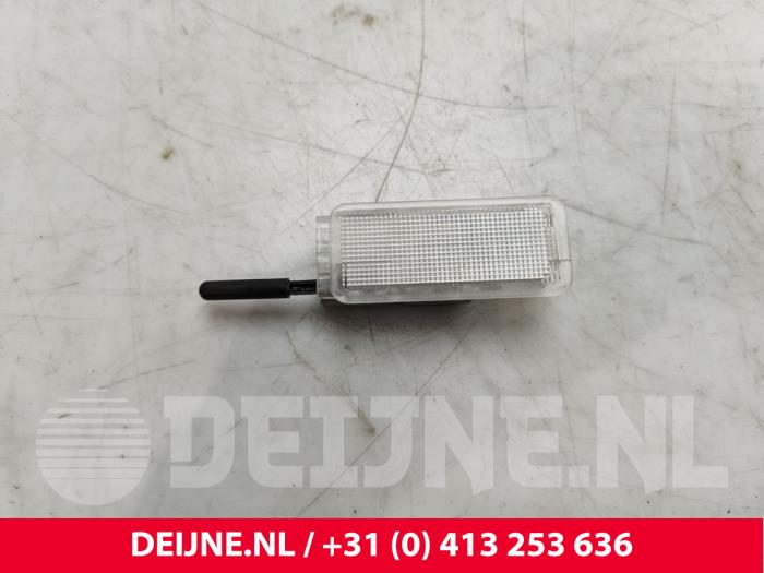 Gebruikte Diversen Citroen Jumpy 2.0 Blue HDI 120 Prijs € 30,25 Inclusief btw aangeboden door van Deijne Onderdelen Uden B.V.