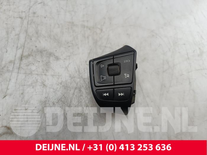 Volvo V60 Radiobedienung Lenkrad O270114