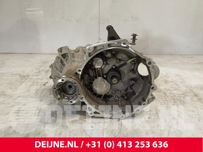 Volkswagen Caddy Getriebe O270133