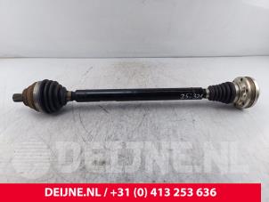 Gebruikte Aandrijfas rechts-voor Volkswagen Caddy Cargo V (SBA/SBH) 2.0 TDI BlueMotionTechnology Prijs € 108,90 Inclusief btw aangeboden door van Deijne Onderdelen Uden B.V.