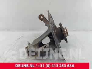 Volkswagen Caddy Achsschenkel links vorne O270158 foto 2
