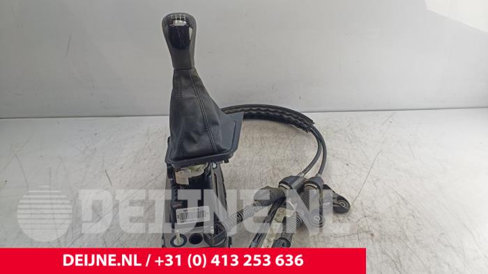 Volkswagen Caddy Gear stick O270182