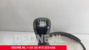 Volkswagen Caddy Versnellingspook O270182 foto 2