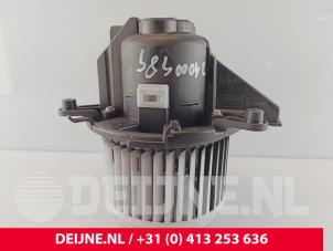 Toyota Pro-Ace Kachel Ventilatiemotor O270262 foto 2